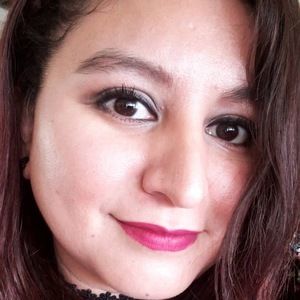Meet your Posher, Gabriela